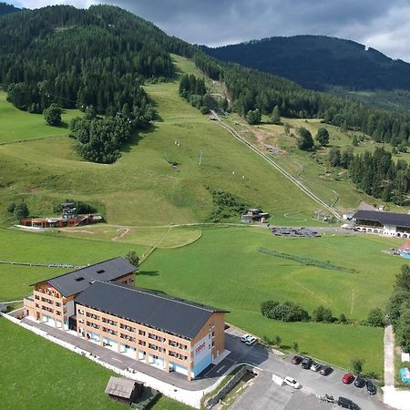 Cooee Alpin Hotel Bad Kleinkirchheim Bagian luar foto