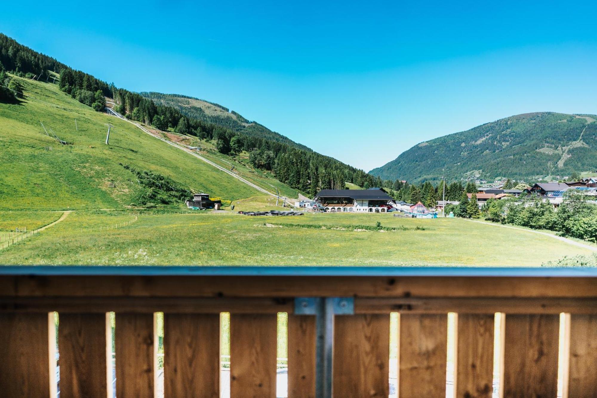 Cooee Alpin Hotel Bad Kleinkirchheim Bagian luar foto